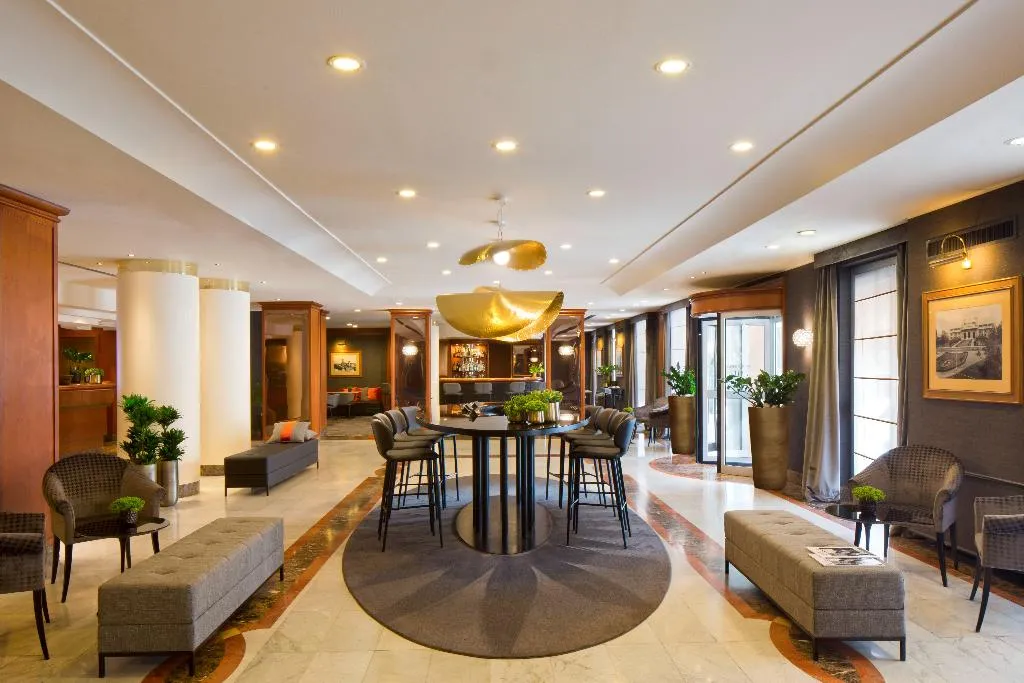 Lobby, Starhotels Tourist, Milan