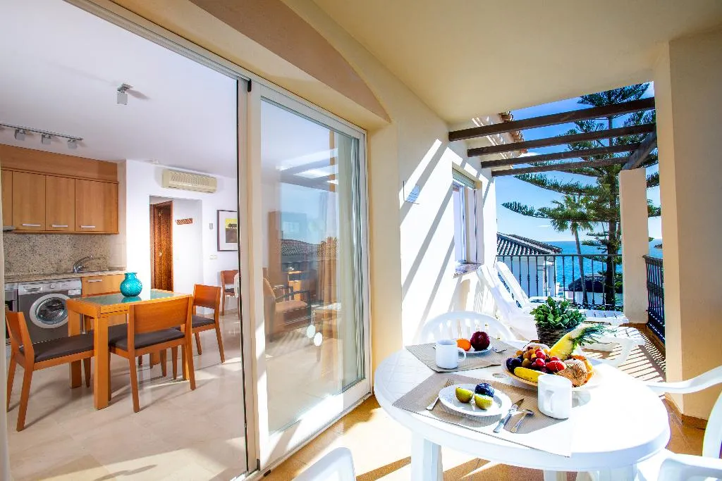 APARTMENT SEA VIEW Room, Ramada Hotel & Suites By Wyndham Costa Del Sol, Costa Del Sol