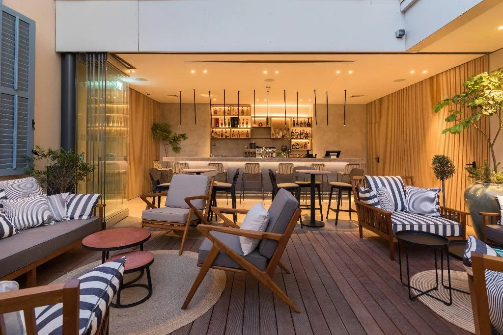 Restaurant, Hotel Indigo Larnaca - Adults Only, Cyprus
