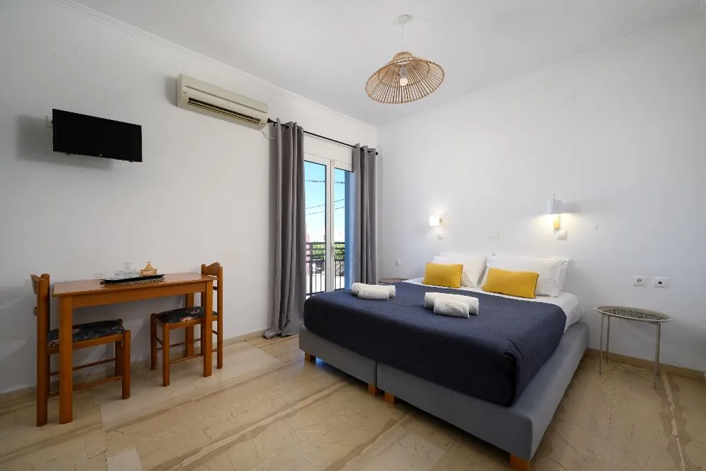 STUDIO SUPERIOR POOL VIEW Room, Aquarius Beach Hotel, Corfu