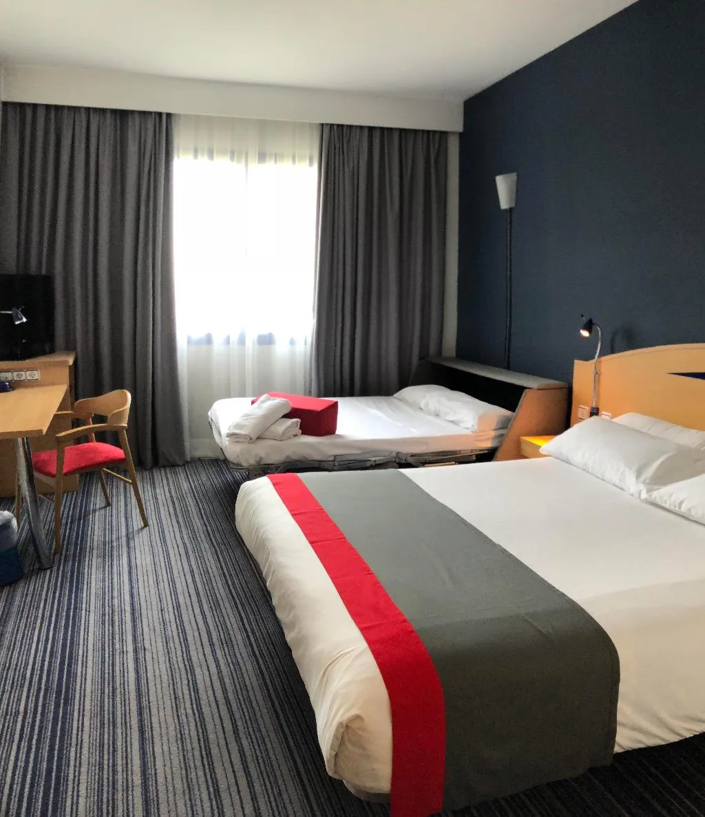 DOUBLE NON SMOKING Room, Holiday Inn Exp Madrid San Sebastian de los Reyes, Madrid