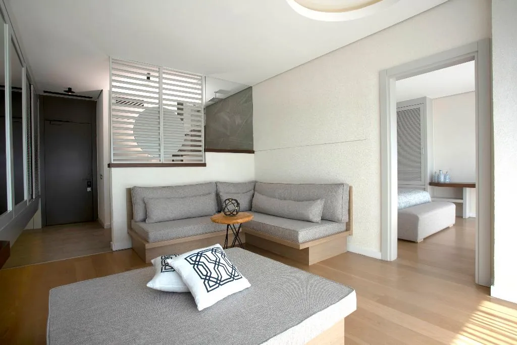 DOUBLE DELUXE KING BED Room, Cape Bodrum Luxury Hotel & Beach, Bodrum