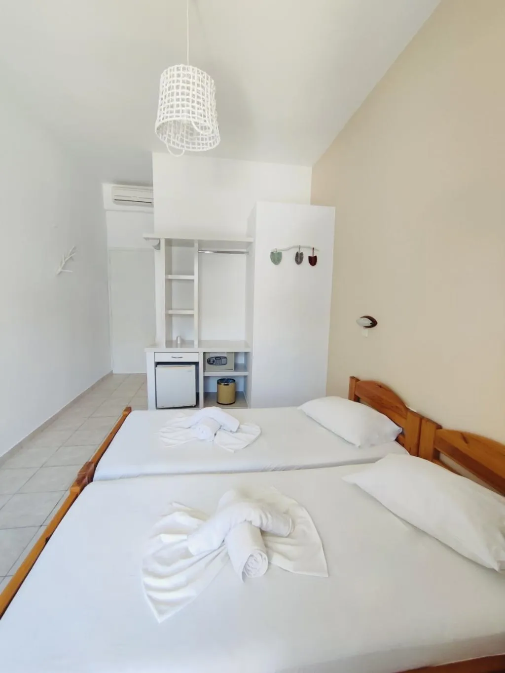 Double or Twin STANDARD Room, Aegeon, Santorini