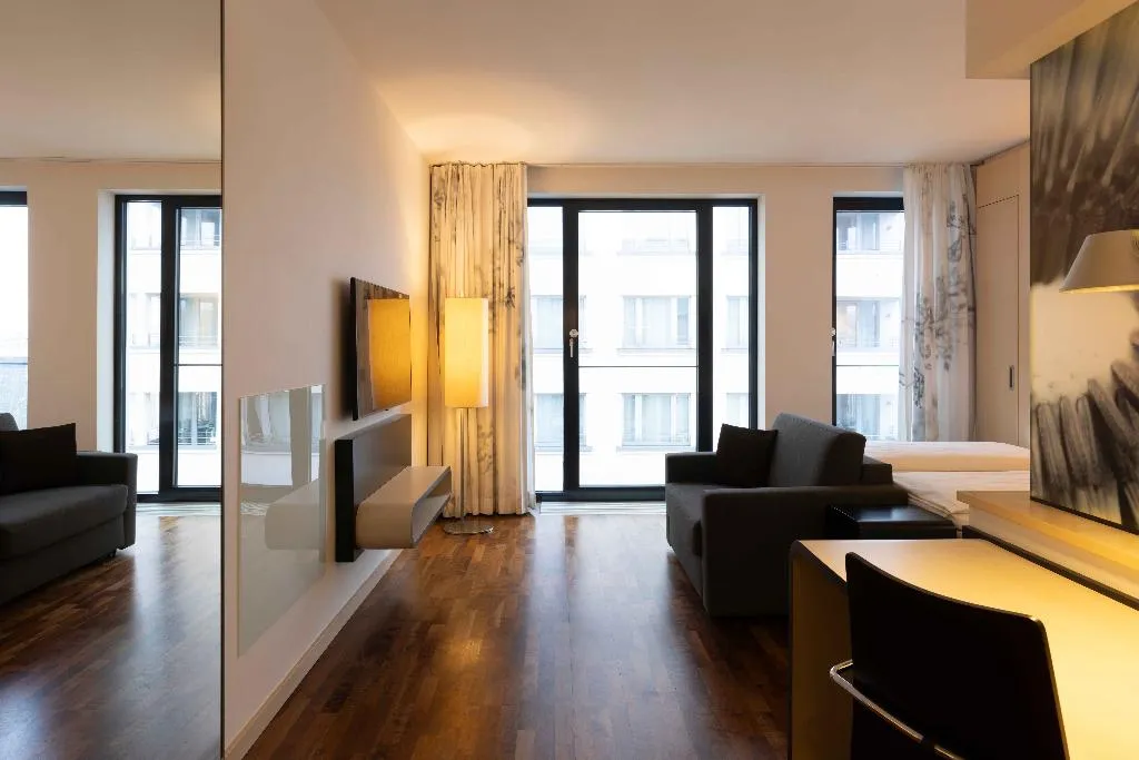 JUNIOR SUITE STANDARD Room, Scandic Berlin Potsdamer Platz, Berlin
