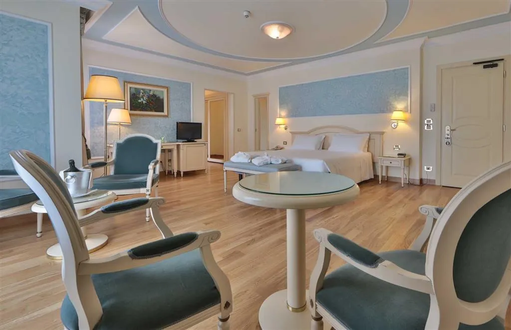 JUNIOR SUITE STANDARD Room, Hotel Terme Imperial, Venice