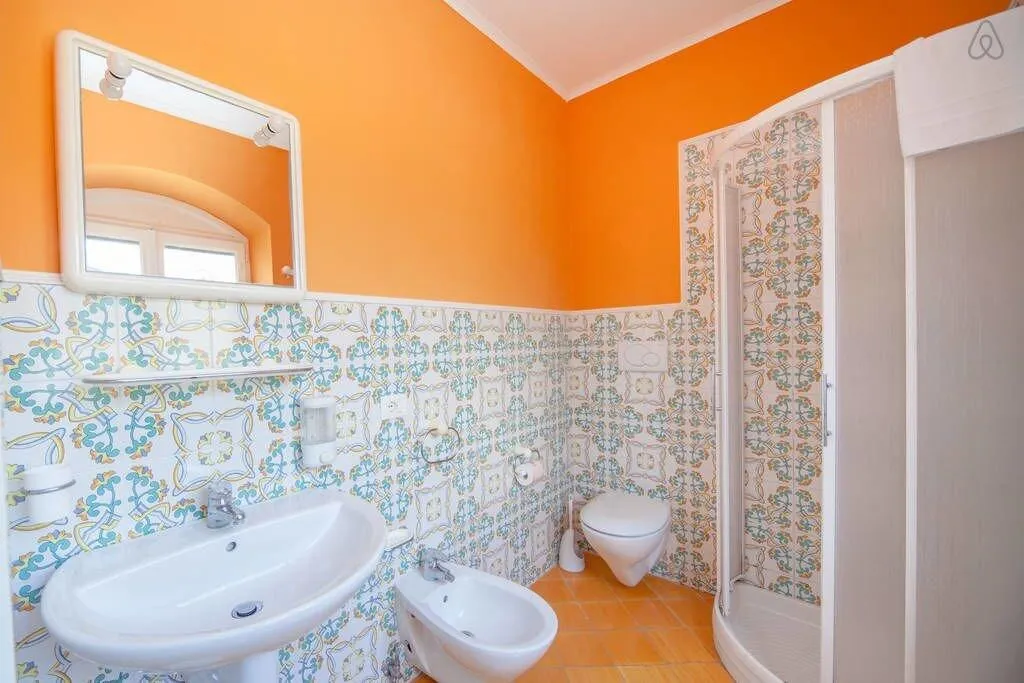 Room, Villa De Angelis, Naples
