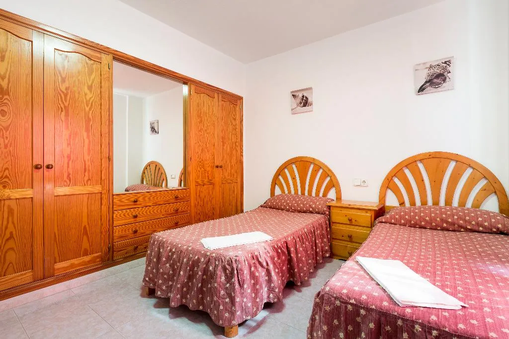 APARTMENT CAPACITY 4 ONE BEDROOM Room, Zodiac Apartamentos, Ibiza