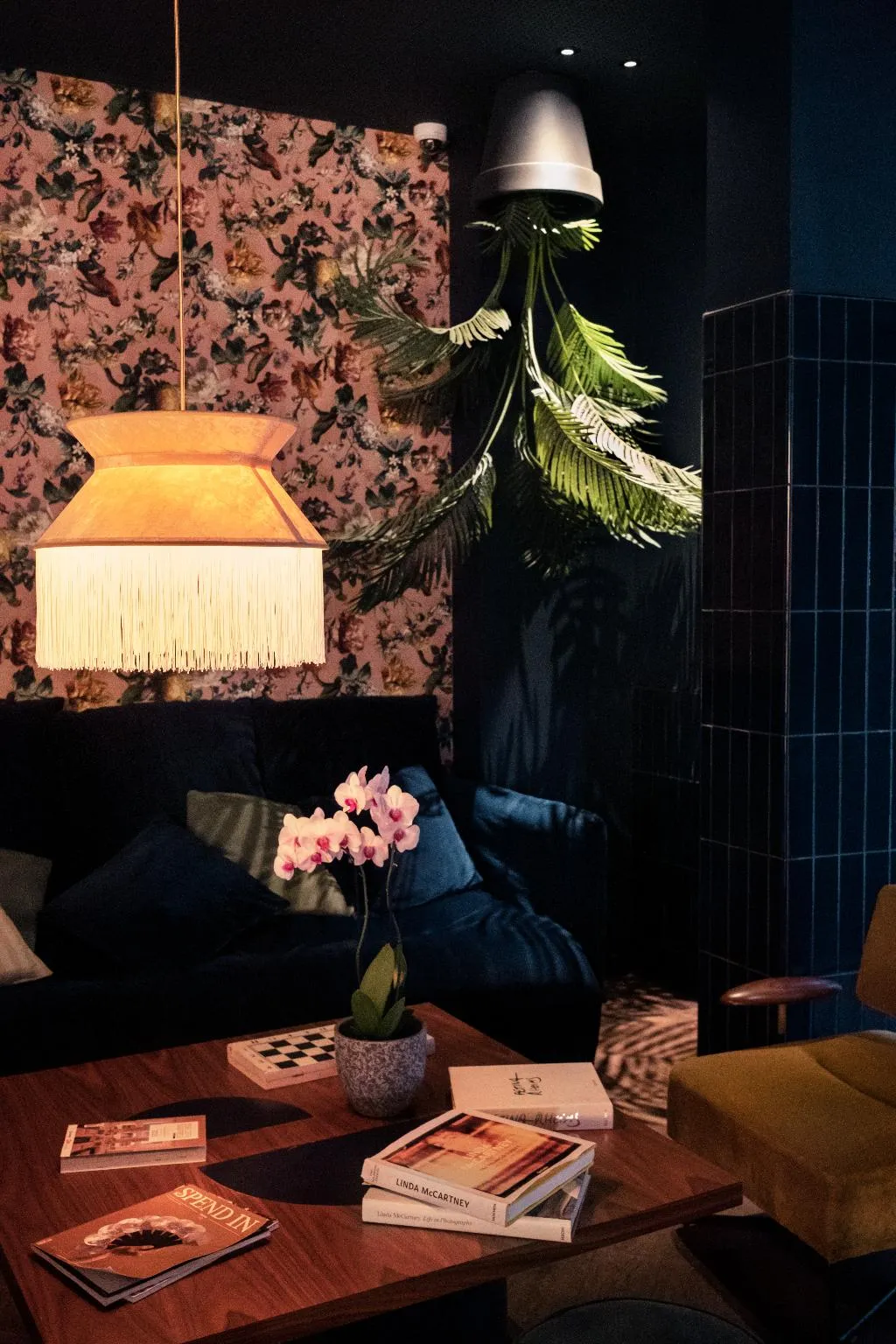 Lobby, Chic & Basic Gravity, Porto