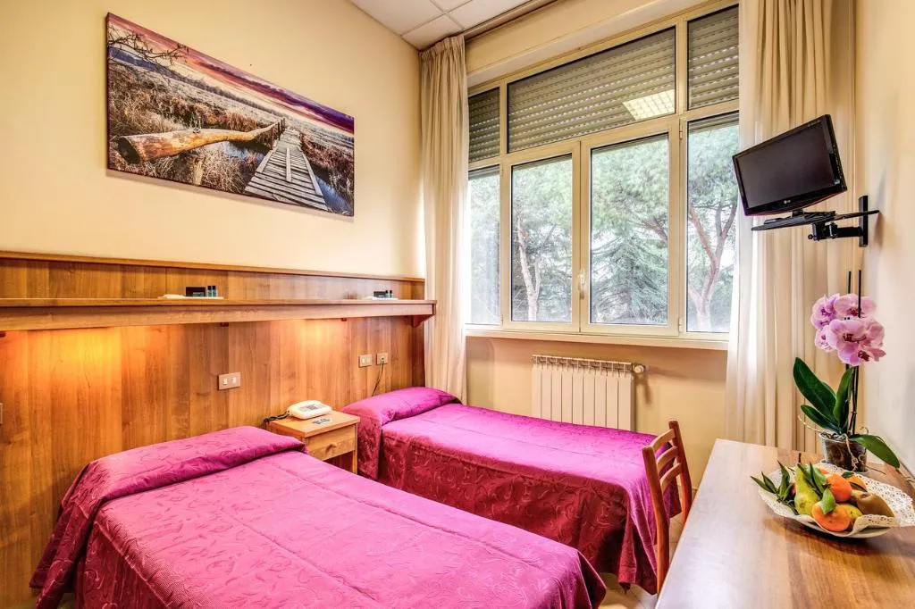 Double or Twin STANDARD Room, Domus Urbis, Rome