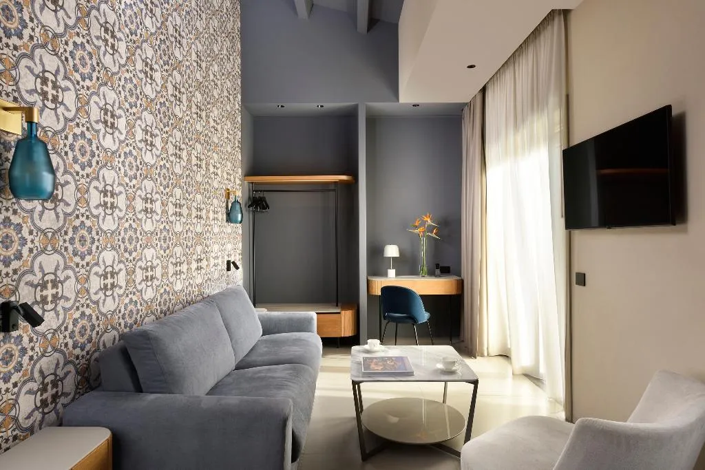 Room, Minareto, Catania