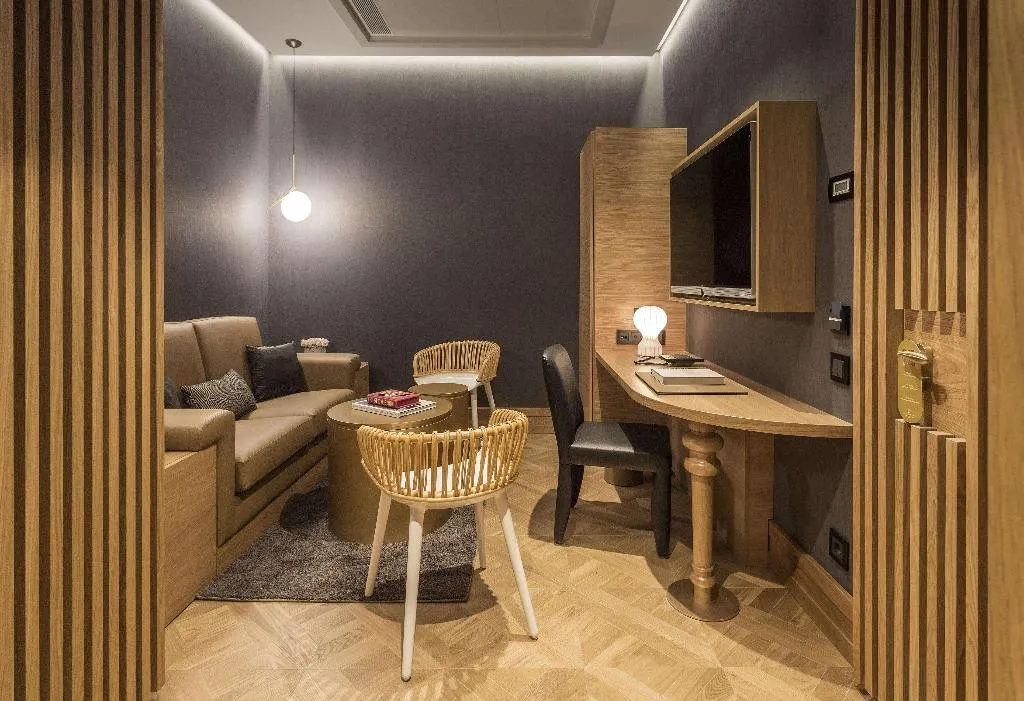 SUITE STANDARD Room, Monument Hotel, Barcelona