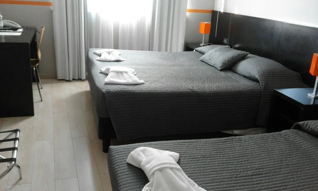 TRIPLE STANDARD Room, Aniene, Rome