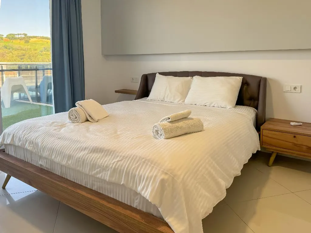 APARTMENT TWO BEDROOMS TWO BATHROOMS Room, Lavender Residence, Izmir