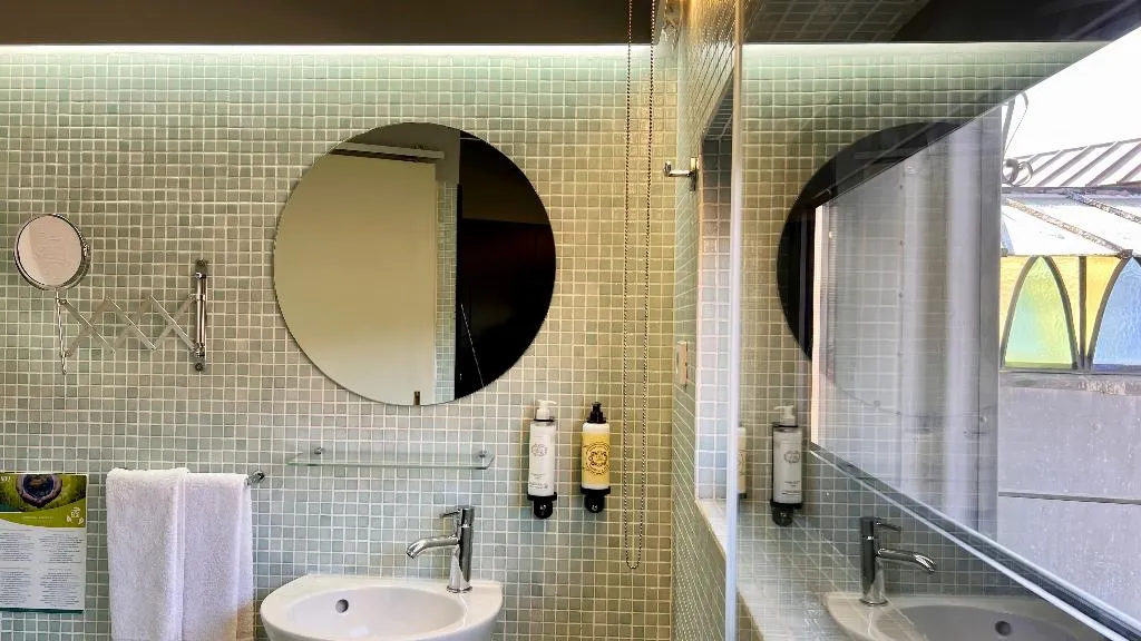 DOUBLE ONE BEDROOM Room, Casa Dos Lóios By Shiadu, Porto
