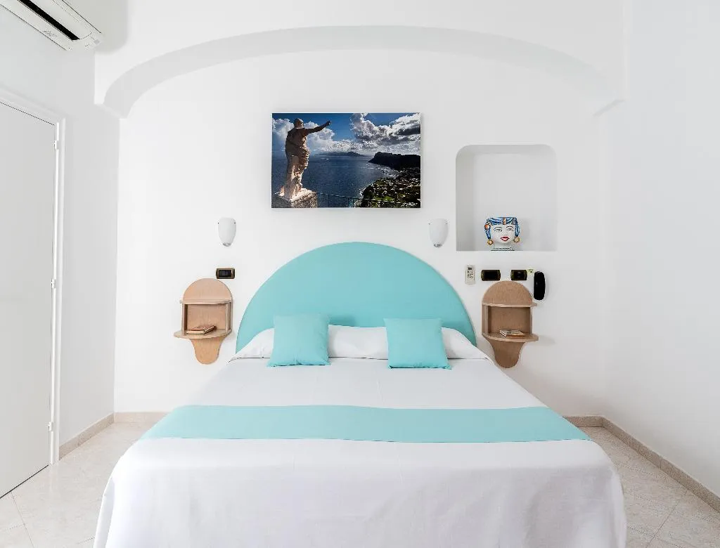 DOUBLE COMFORT Room, Carmencita, Naples