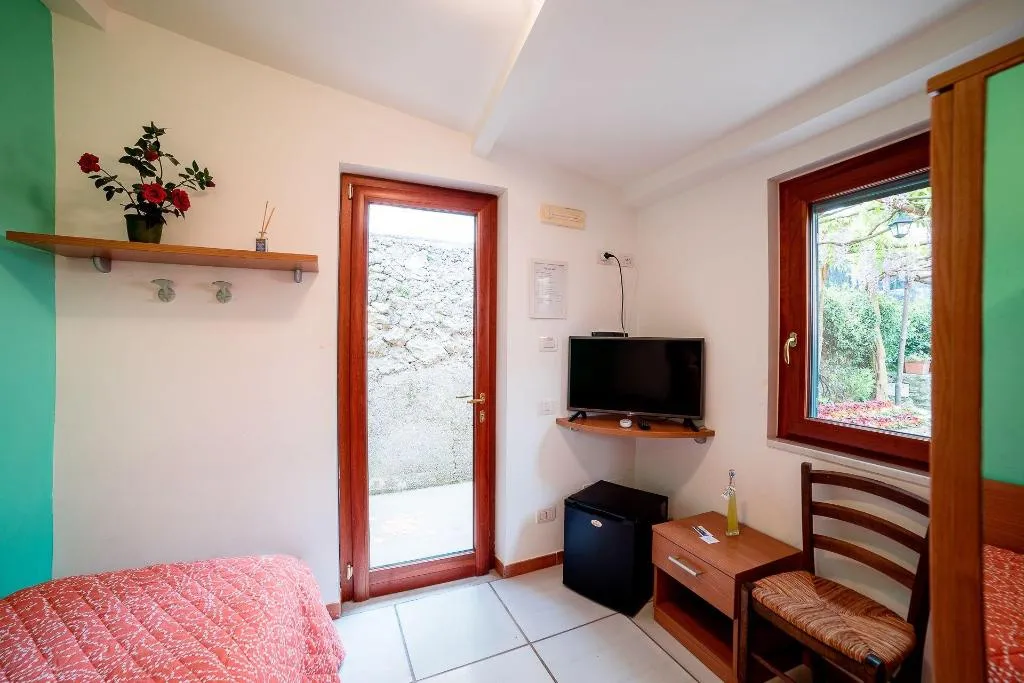 Room, Il Roseto, Naples