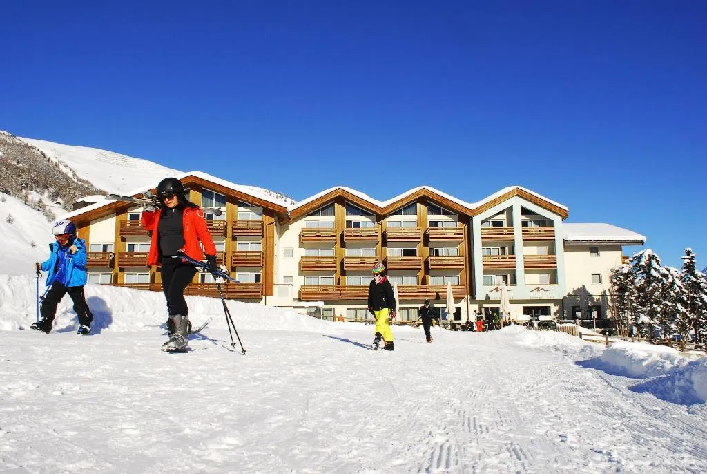 Sports and Entertainment, Lac Salin Spa & Mountain Resort, Milan