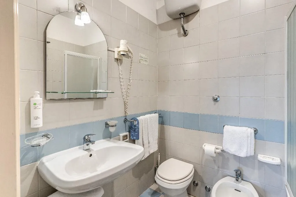 TRIPLE CLASSIC Room, Hotel Orazia, Rome