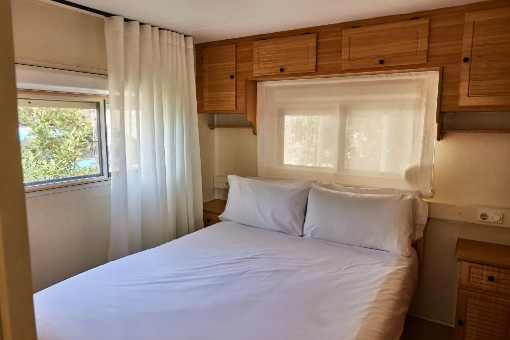 BUNGALOW OCEAN VIEW ONE BEDROOM Room, Camping El Portus, Costa Blanca