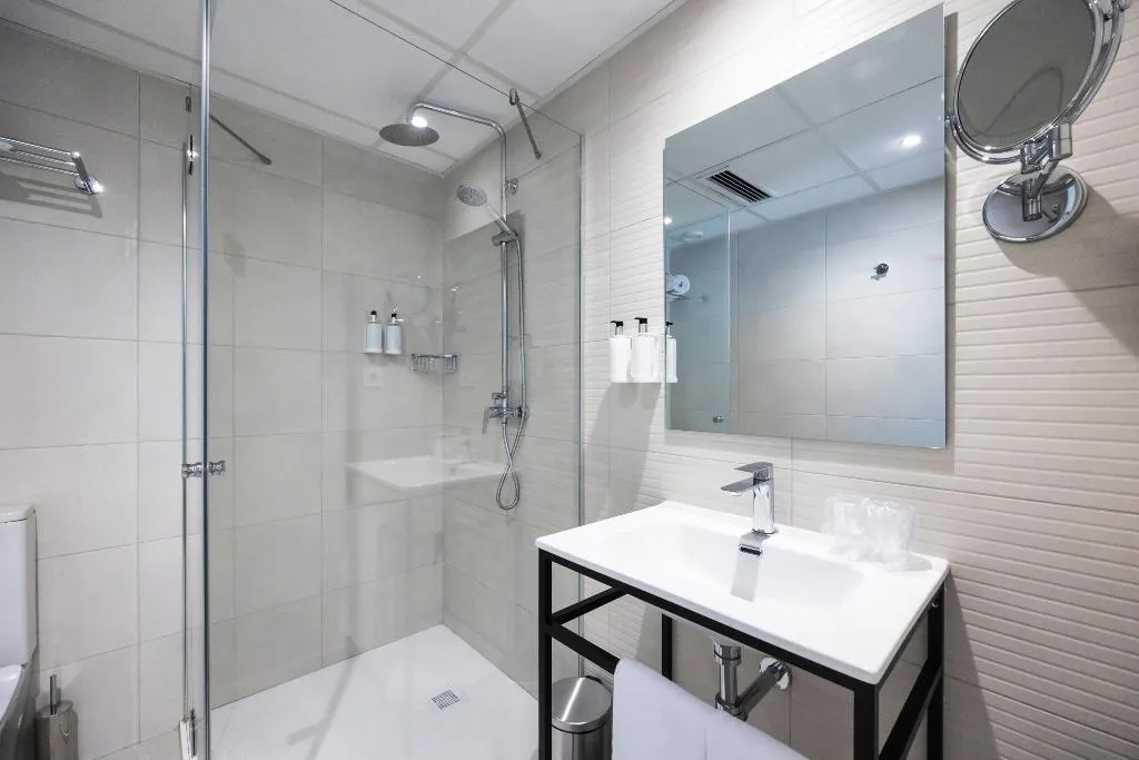Double or Twin STANDARD Room, Hotel Calella by Beatriz Hoteles, Costa Brava