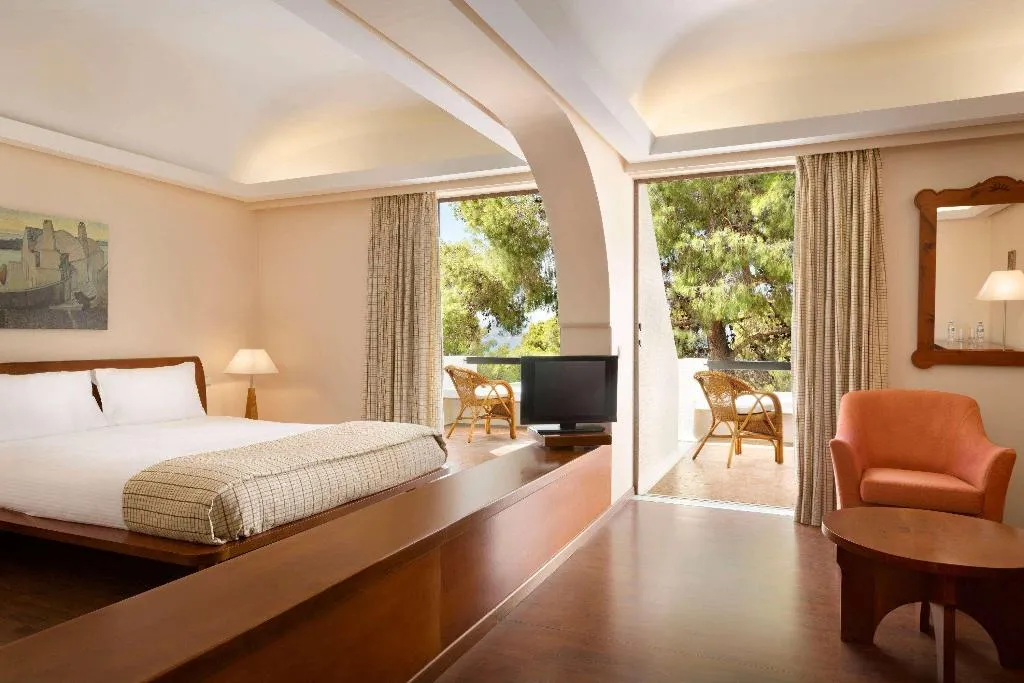 JUNIOR SUITE SUPERIOR GARDEN VIEW Room, Ramada by Wyndham Loutraki Poseidon Resort, Kalamata