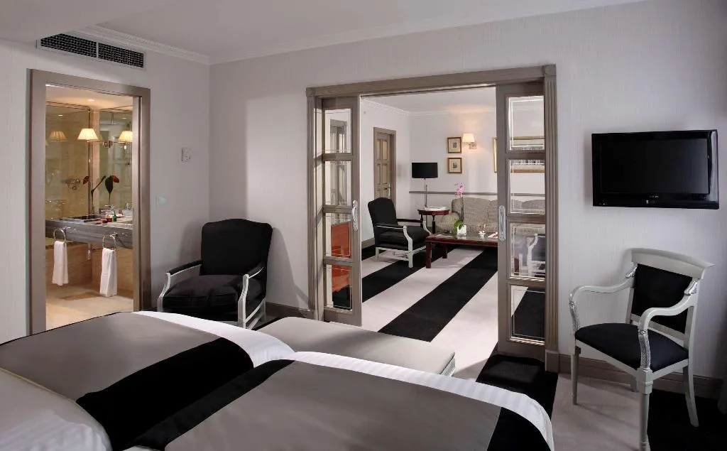SUITE STANDARD Room, The Level At Hotel Melia Castilla, Madrid