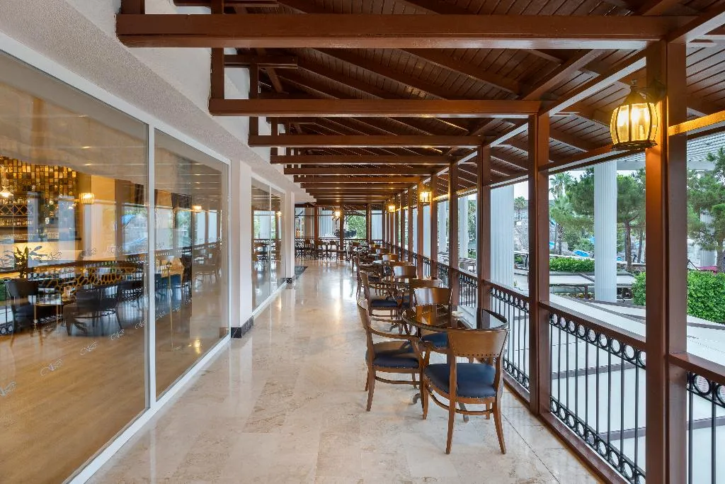 Terrace, Dobedan World Palace Ex Alva Donna, Antalya