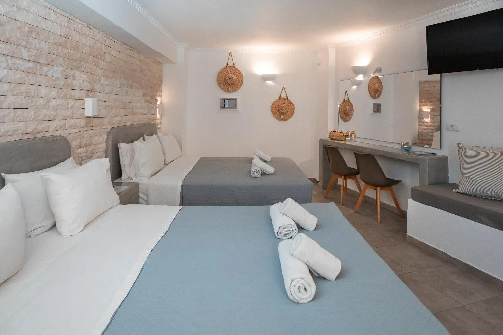 STUDIO TWO DOUBLE BEDS Room, Perissa Bay, Santorini