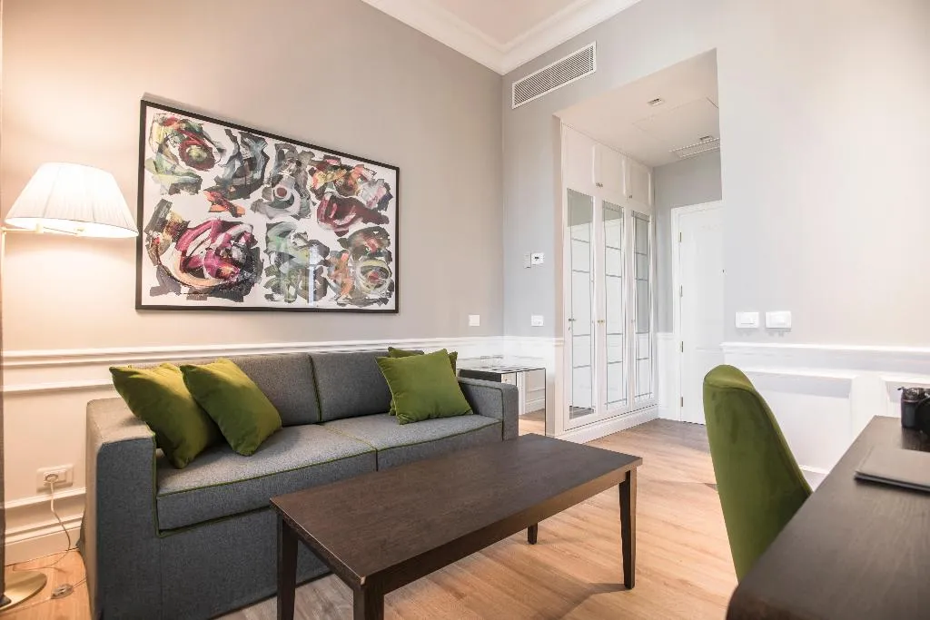 JUNIOR SUITE WITH VIEWS Room, Palazzo Castri 1874 Spa & Garden, Florence
