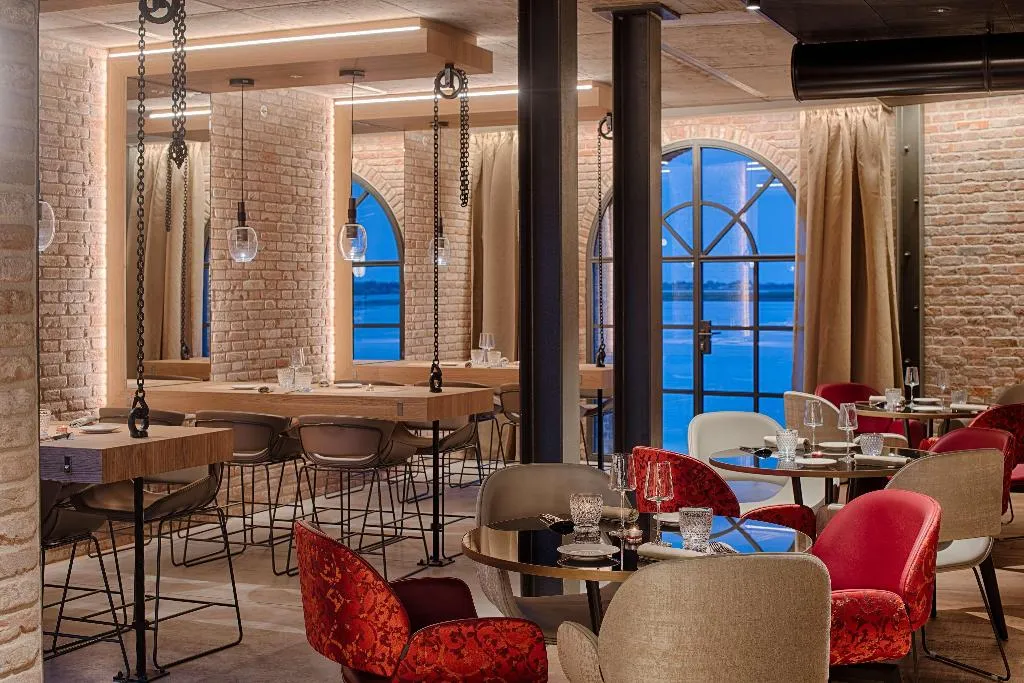 Restaurant, NH Collection Venezia Murano Villa, Venice