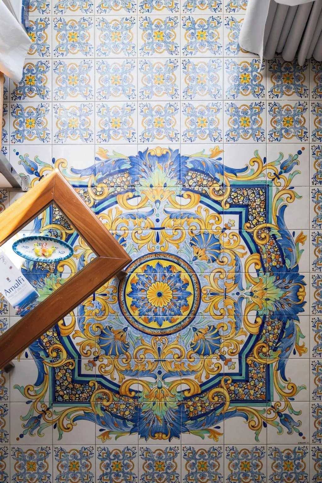 Lobby, Residenza Luce, Naples