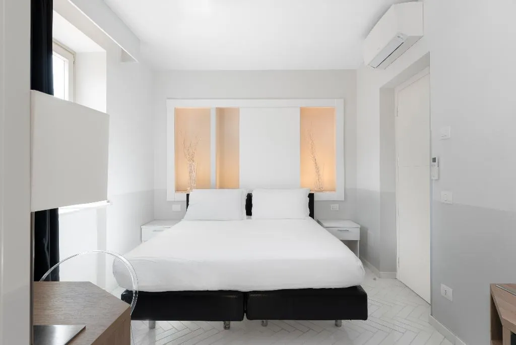 Double or Twin STANDARD Room, Palazzo Tasso, Naples