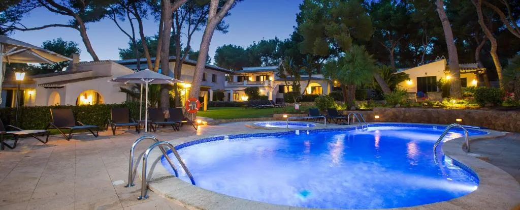 Pool, Bendinat, Majorca