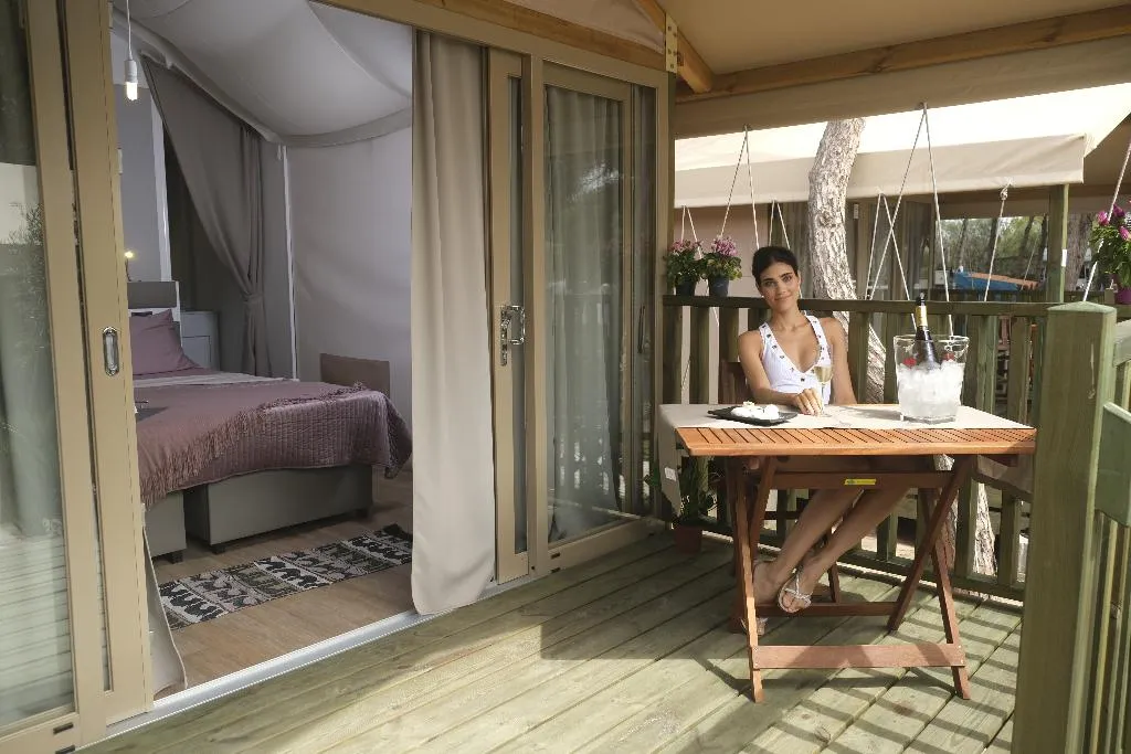 LODGE STANDARD Room, Torre Del Porticciolo Camping - Village - Gampling, Alghero