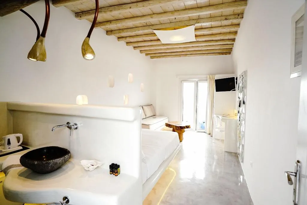 Room, Flaskos Suites, Mykonos