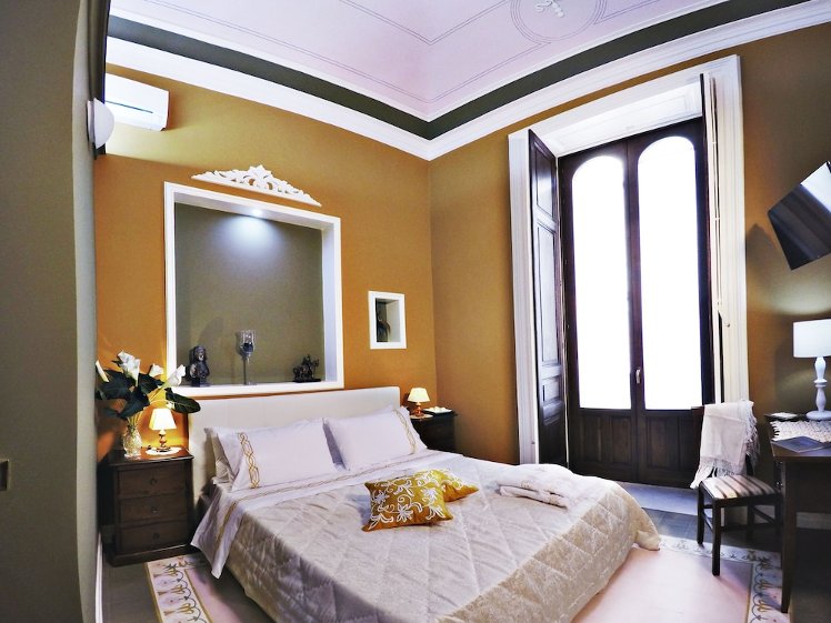 Art Fashion House Luxury Rooms, Catania