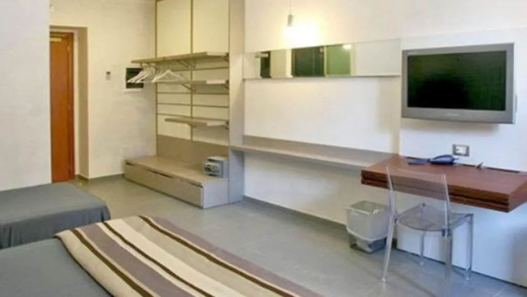 DOUBLE SUPERIOR Room, California, Rome