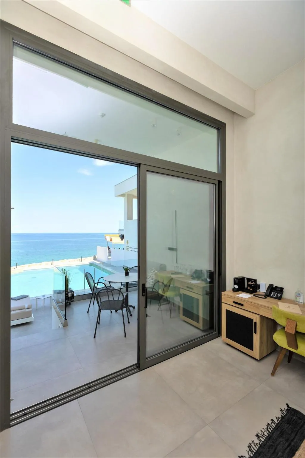 Room, Akrotiri Olympus Luxury Suites, Thessaloniki