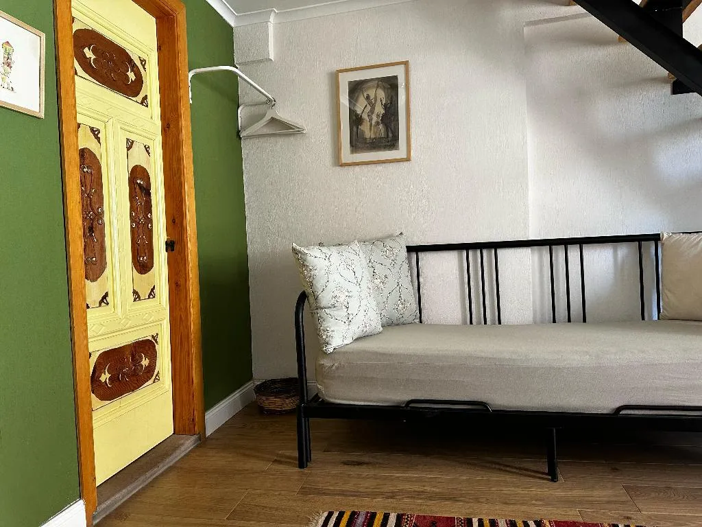QUADRUPLE LOFT Room, Perperene Konağı, Izmir