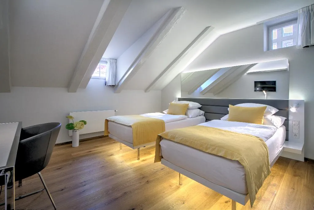 Double or Twin STANDARD Room, Bishops House, Prague