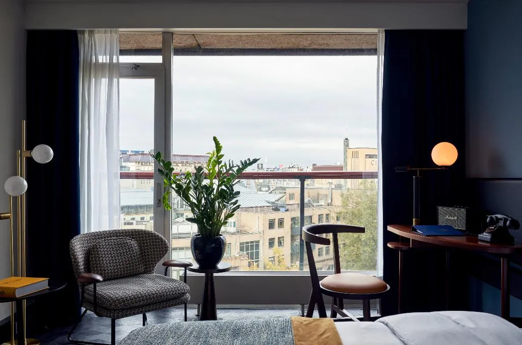 DOUBLE DELUXE Room, Park Centraal Amsterdam, part of Sircle Collection, Amsterdam