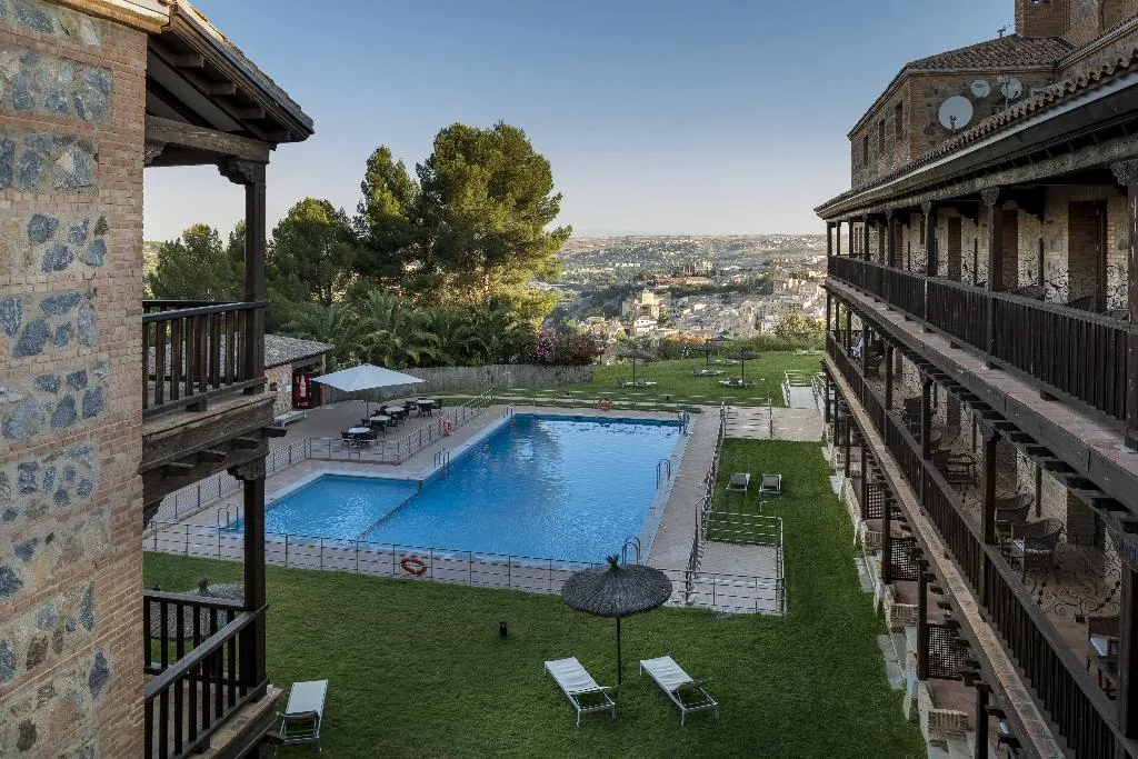 Pool, Parador de Toledo, Madrid