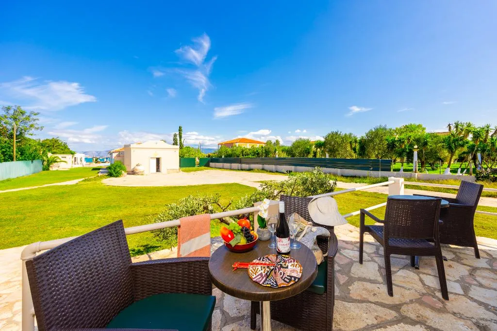 APARTMENT TWO BEDROOMS Room, Koulouris Beach, Corfu