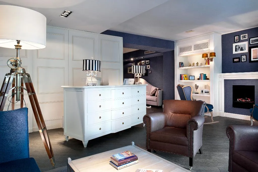 Double or Twin ECONOMY Room, c-hotels Club, Florence
