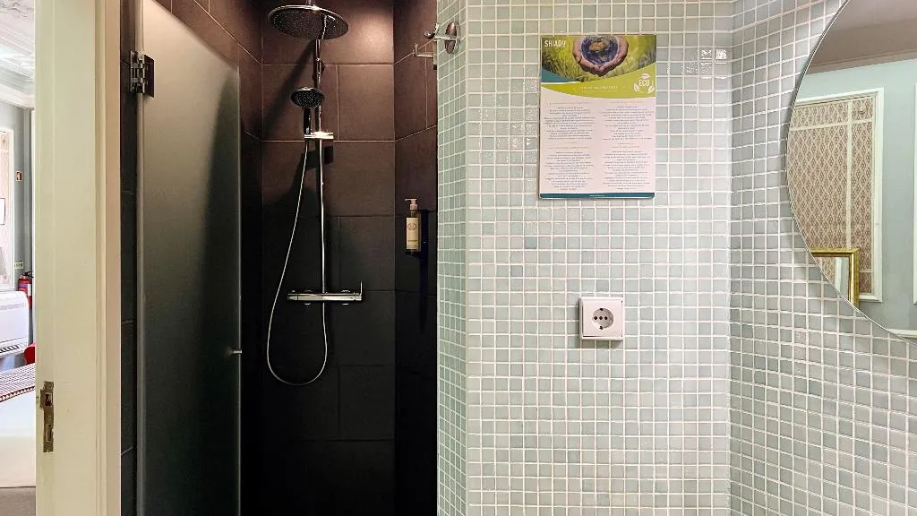 TRIPLE ONE BEDROOM ONE BATHROOM Room, Casa Dos Lóios By Shiadu, Porto