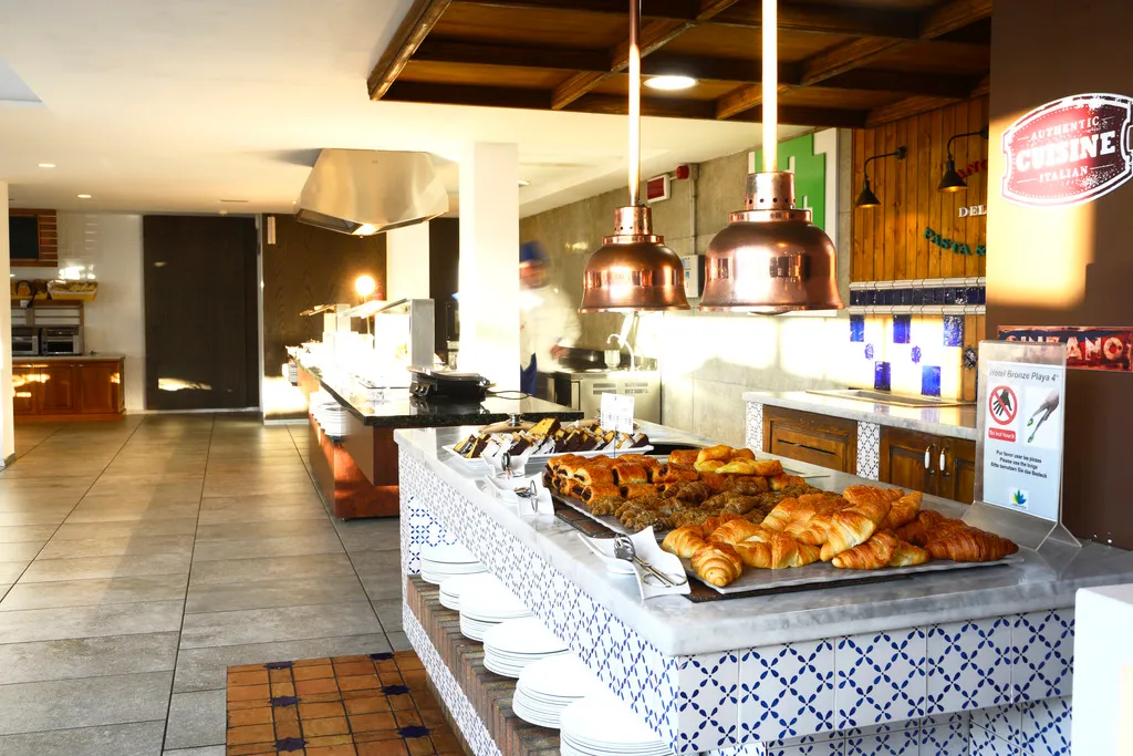 Restaurant, Akeah Broncemar, Gran Canaria