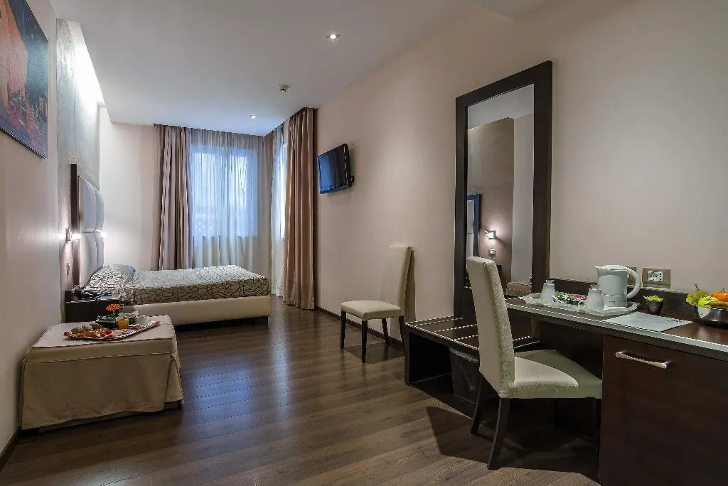 DOUBLE STANDARD Room, Catone District Hotel, Rome