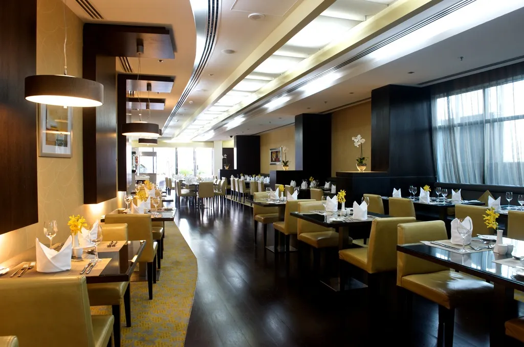 Restaurant, TIME Oak Hotel & Suites, Dubai