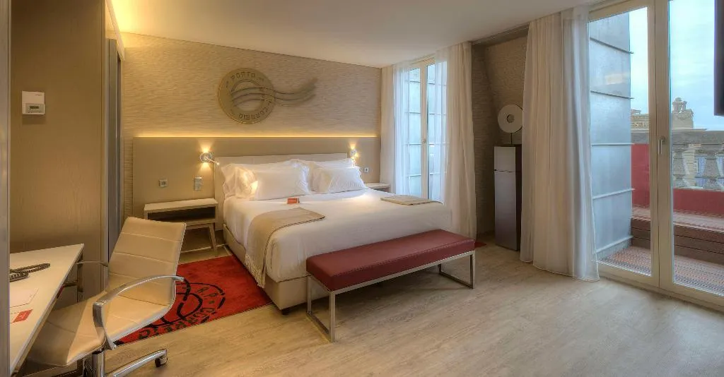 DOUBLE PREMIUM Room, NH Collection Porto Batalha, Porto