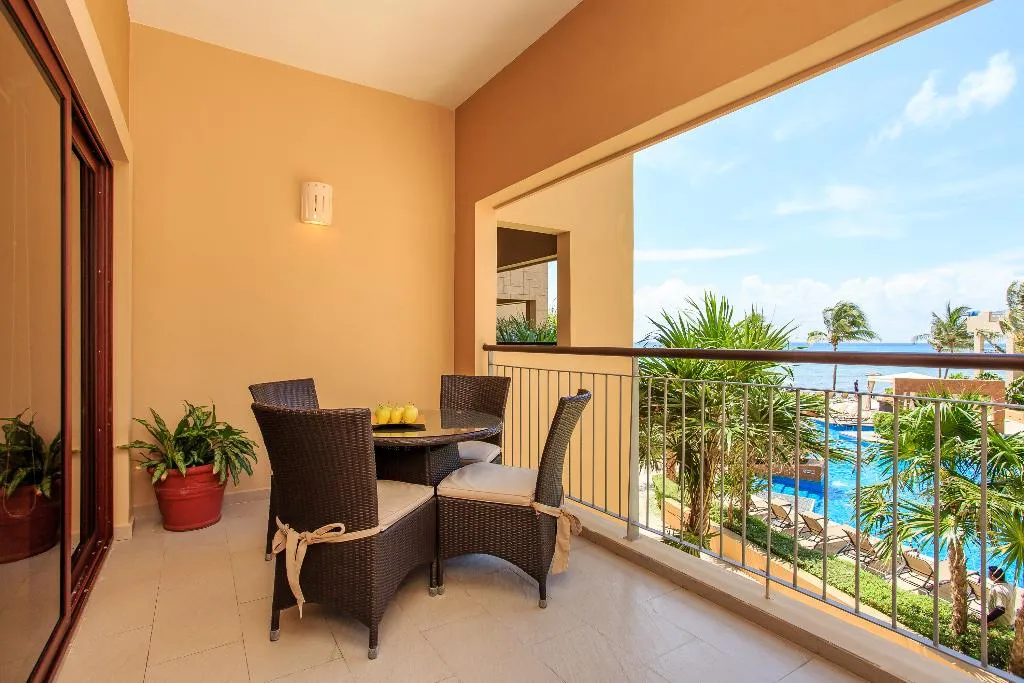 APARTMENT ONE BEDROOM Room, El Faro Residences, Playa Del Carmen